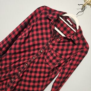 Maurices Red and Black Plaid Button-Up Shirt